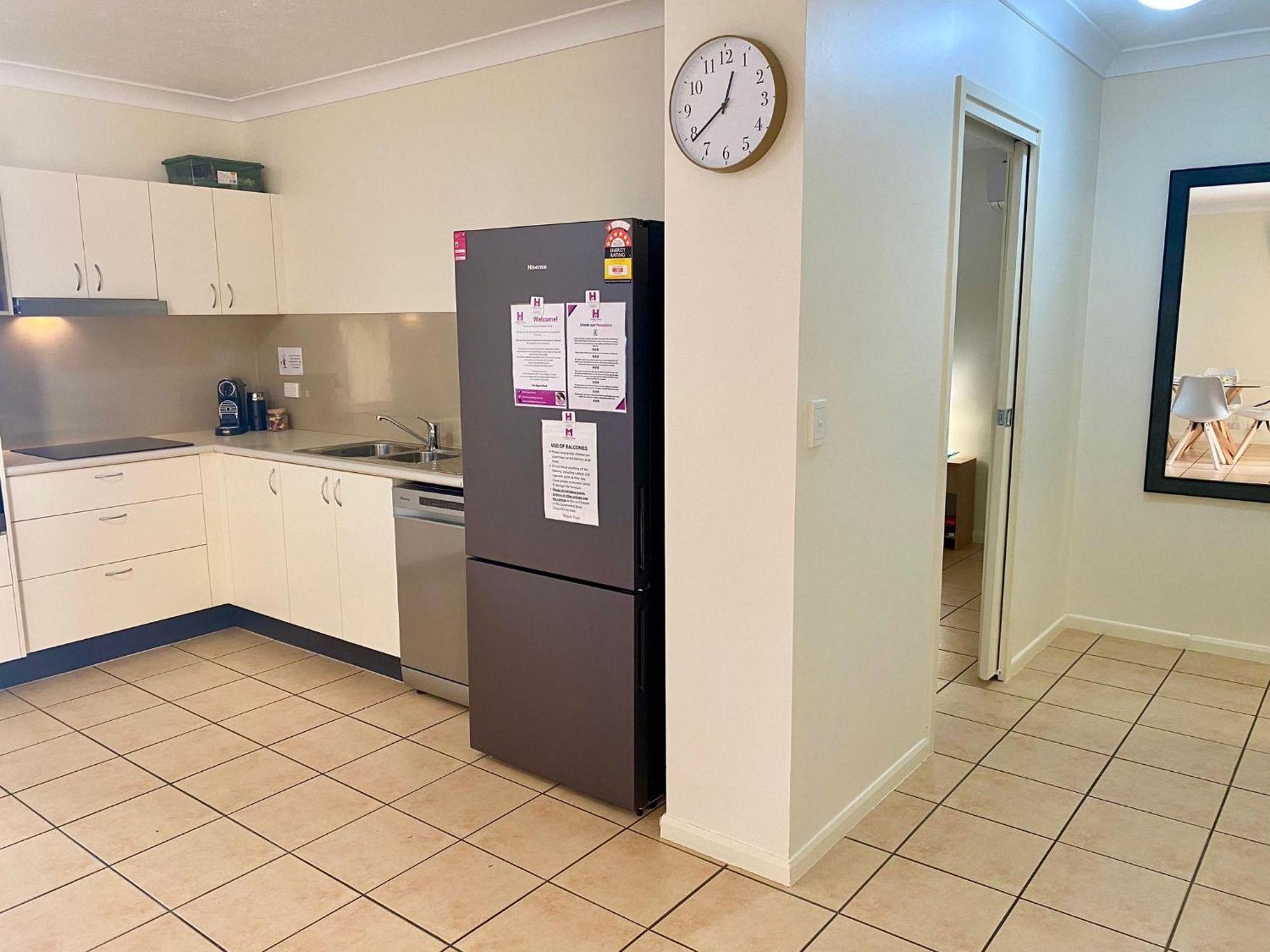 Within Reach Of The Beach! * Townsville